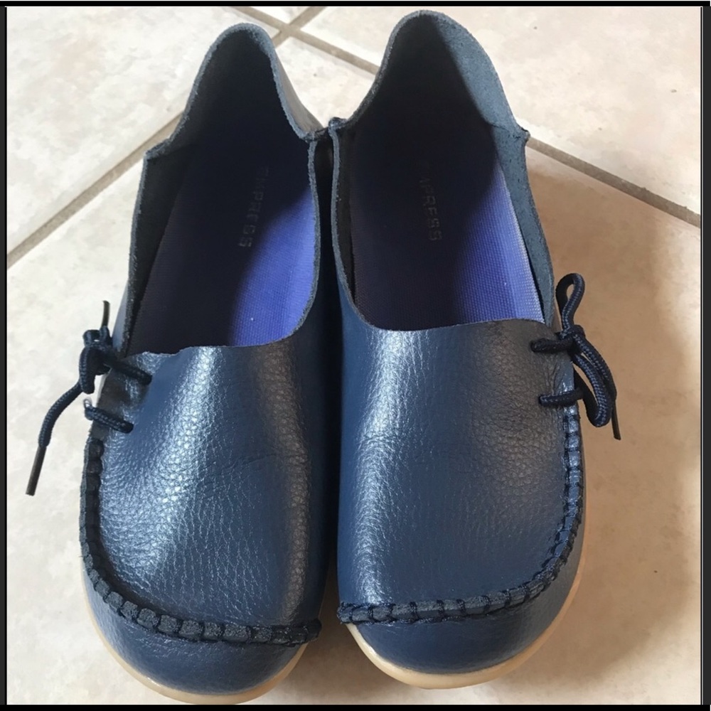 Empress Classic Navy Size 10